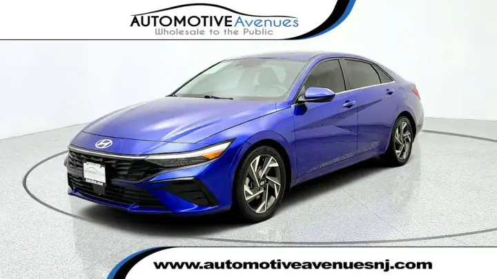 Hundai Elantra 2024 SEL 4dr Sedan