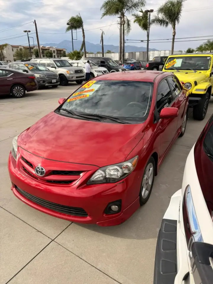 2013 TOYOTA COROLLA