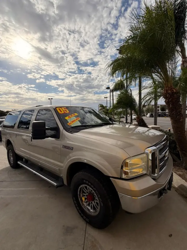 2005 FORD EXCURSION