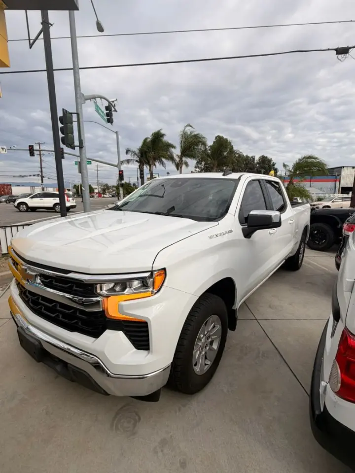 2022 CHEVROLET SILVERADO 1500 CREW CAB