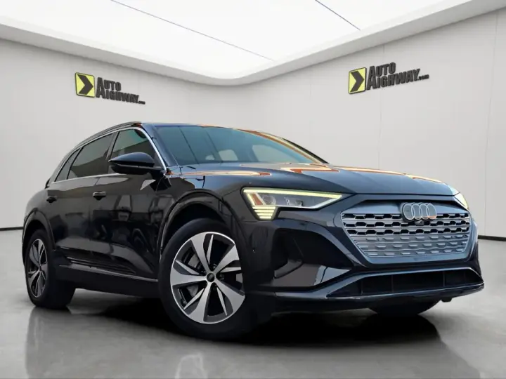 2024 Audi Q8 E-TRON