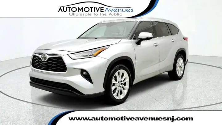 Toyota Highlander 2023 L 4 SUV