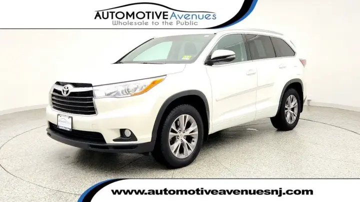 Toyota Highlander 2015 AWD XLE 4dr SUV