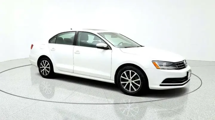 Volkswagen Jetta 2018 1.4T SE 4dr Sedán 6A