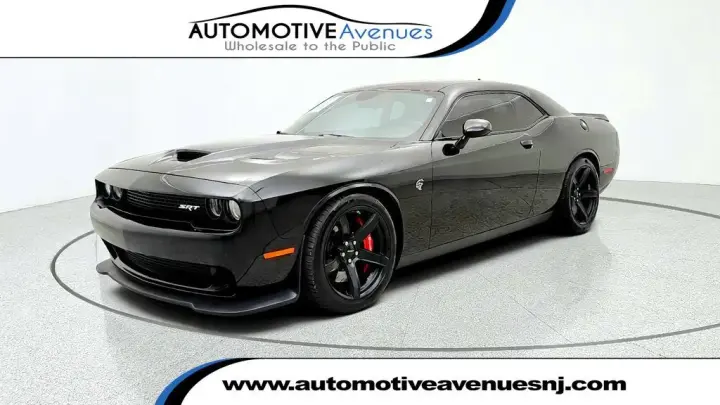 Dodge Challenger 2017 SRT Hellcat 2dr Coupe