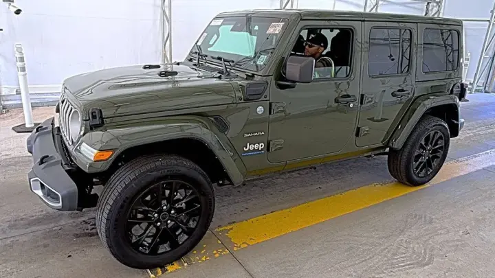 Jeep Wrangler 2024 4x4 Sahara 4xe 4dr SUV
