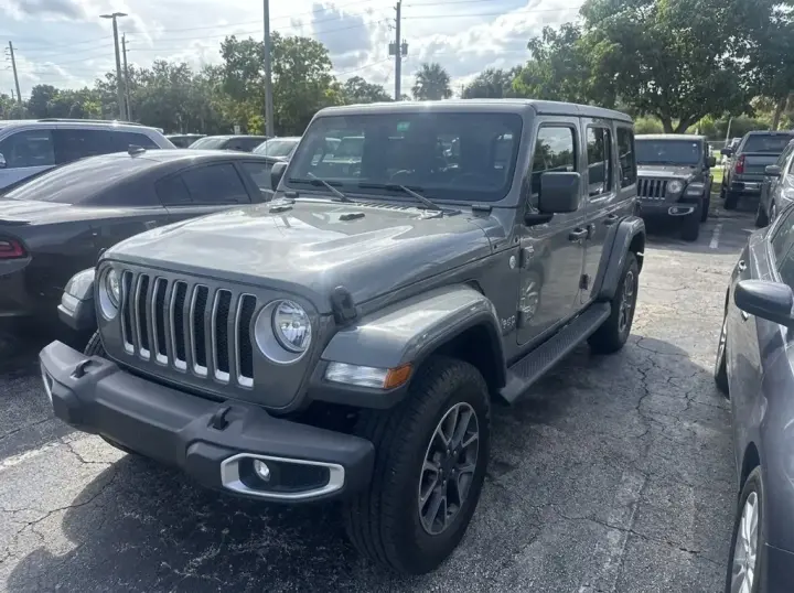 Jeep Wrangler 2023 4x4 Sahara 4dr SUV