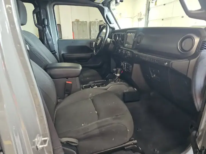 Jeep Wrangler 2023 4x4 Sport 4p SUV