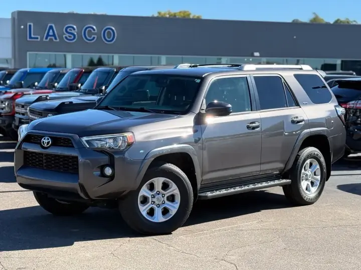 Toyota 4Runner 2016 4x4 SR5 4dr SUV