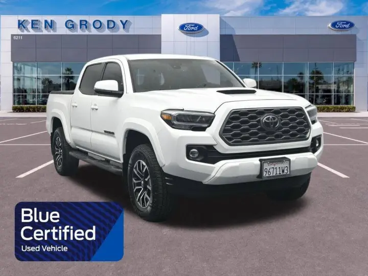 Toyota Tacoma 2023 4x4 TRD Sport 4dr Doble Cabina 5.0 ft DB 6A