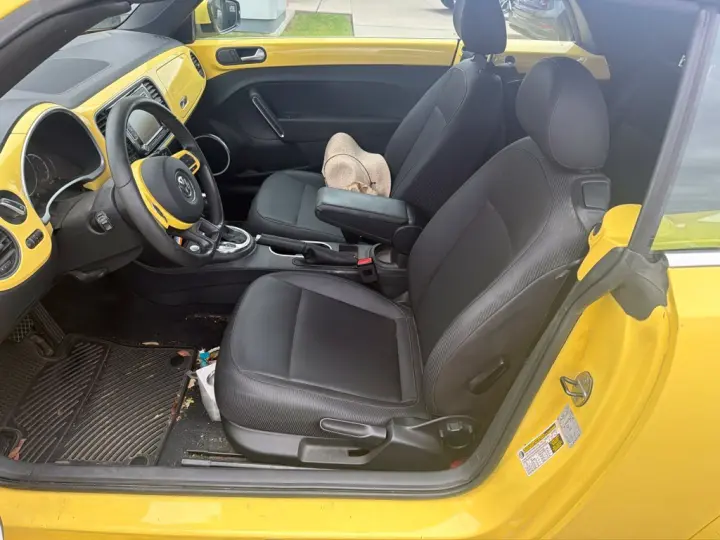 2013 Volkswagen Beetle