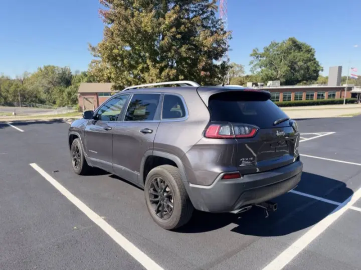Jeep Cherokee 2021