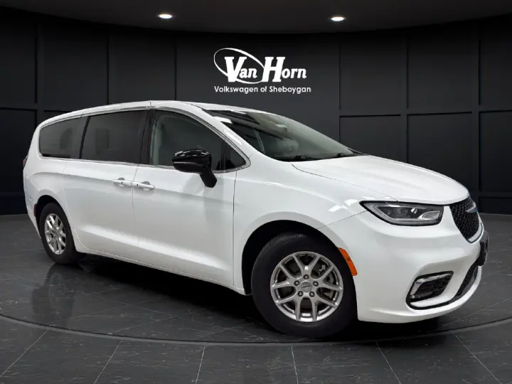 2024 Chrysler Pacifica