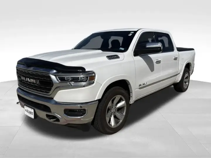 Ram 1500 2020 4x2 Limited 4 puertas Crew Cab batea de 5.6 pies