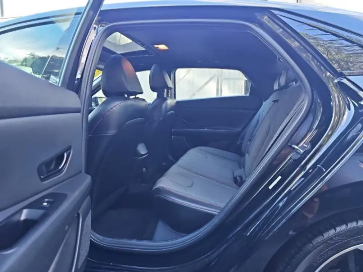 Hyundai Elantra del 2023