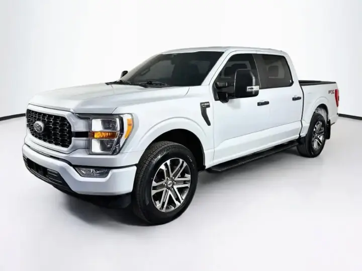 Ford F-150 2022 4x2 XL 4dr SuperCrew 5.5 ft. SB