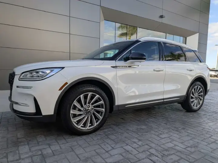 Lincoln Corsair 2024 Reserve 4dr SUV
