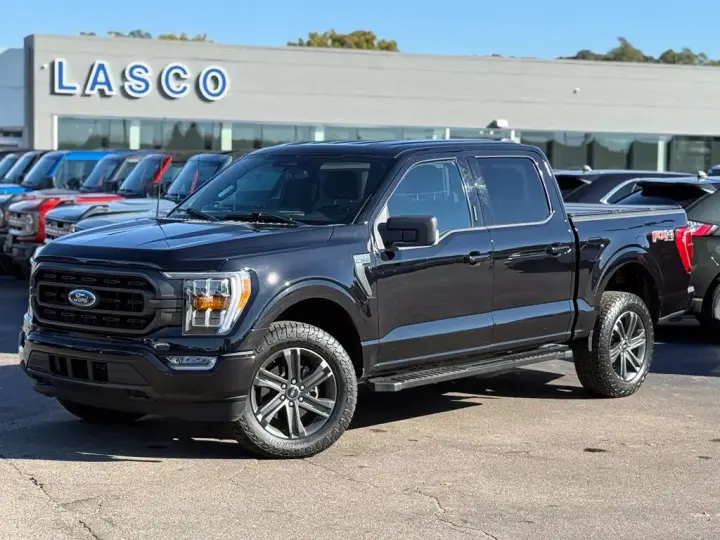 Ford F-150 2023 4x4 XLT 4dr SuperCrew 5.5 ft. SB