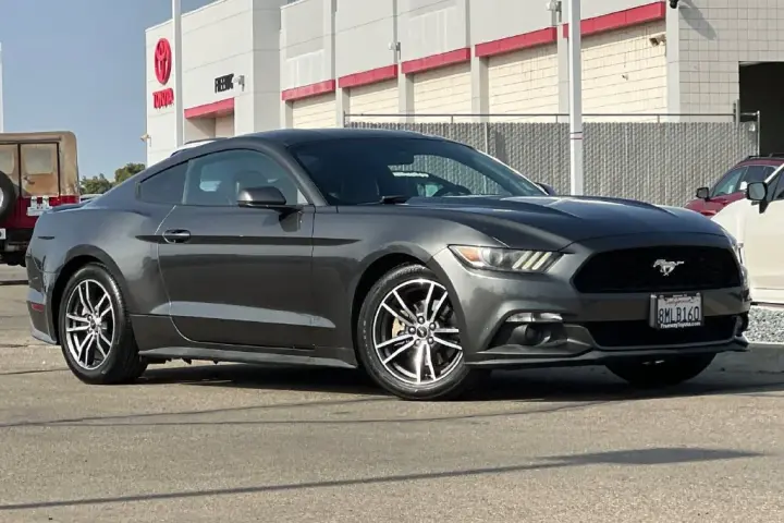 2017 Ford Mustang