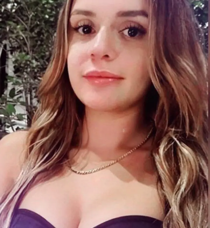 💝chica atenta cariñosa