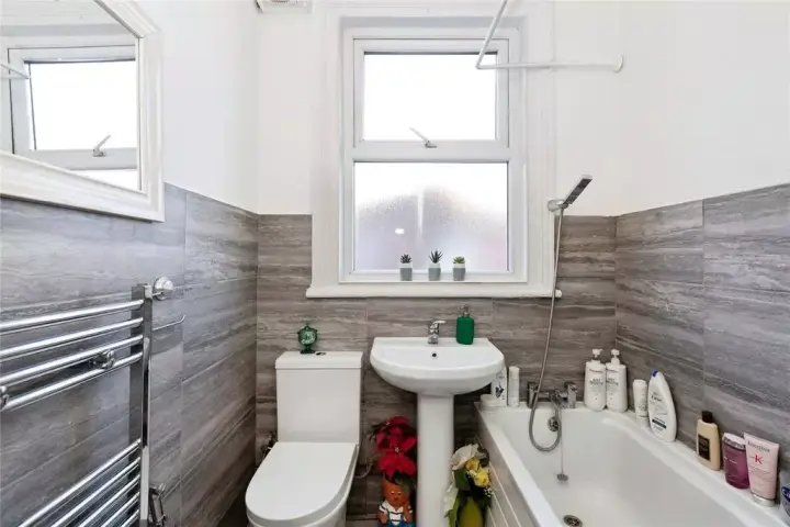 HOUSE FOR SELL