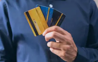 Estrategias para salir de la deuda de las tarjetas de crédito