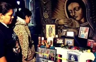 Fans mourn the loss of Jenni Rivera
