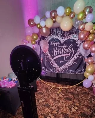 photo booth balloon arch backdrop