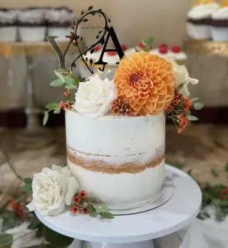 Stephy's Cakery cake for quinceanera